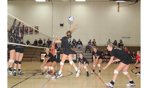 Pawnee City Wins Falls City Volleyball Tournament
