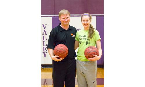 Centralia's Bob Fisher & Valley Heights Mustang, Brandi Jo Roepke Set Guinness World Records