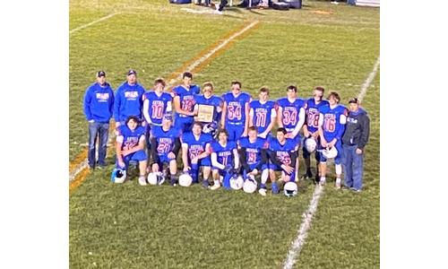 #1 Axtell Races Past Hanover in 4th Quarter, Advance to Sectionals