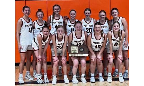 Centralia Girls Dominate Burlingame in Sub-State Title Game to Earn Spot at State Tournament