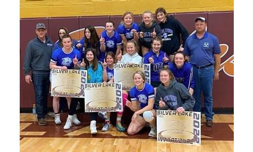 Holton Girls Show Out and Win Silver Lake Tournament