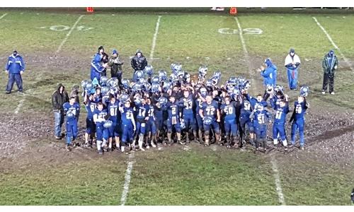 Holton Explodes Past Royal Valley in Third Quarter for District Title