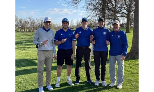 Holton Golf Wins Hiawatha Invitational