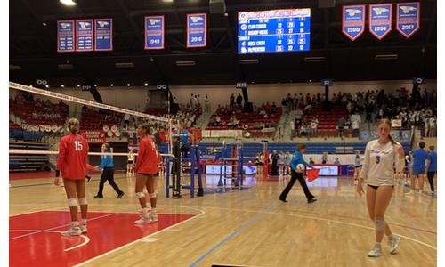 For Second Straight Season, Holton Volleyball Has Their Season End in Pool Play of State Tourney