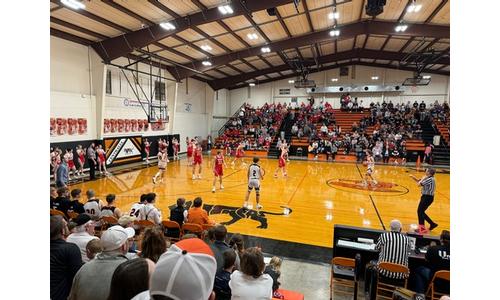 Centralia Escapes Doubleheader Sweep Over Frankfort with Pair of Close Wins