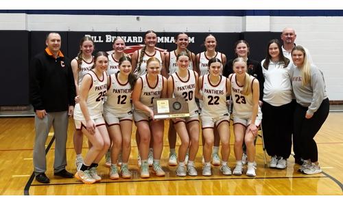 Centralia Girls Dominant in Sub-State Final, Set to Defend 1A-Division 1 Title