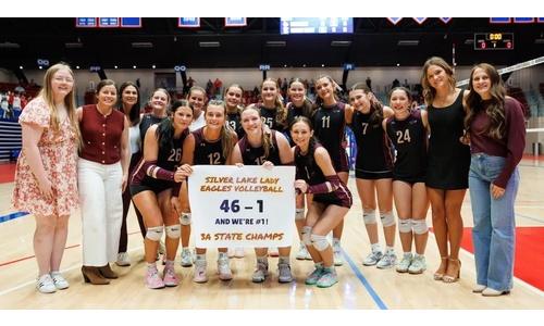 Top 10 Moments of 2025: #8 - Big East Battle: Silver Lake Tops Holton in State Showdown