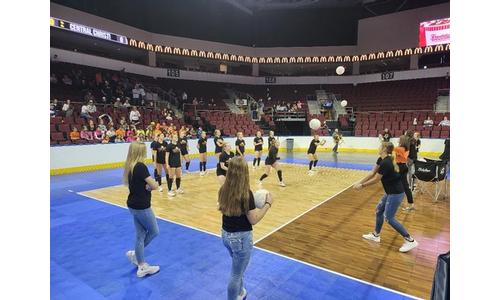 Centralia Makes Semifinals After Two Wins in Pool Play