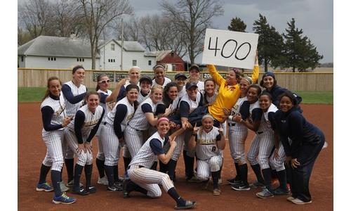 Highland Softball Coach Heidi Jordan Gets 400th Softball Win