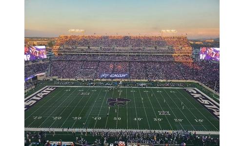 DJ Giddens' Four Rushing Touchdowns Help K-State Get First Big 12 Win