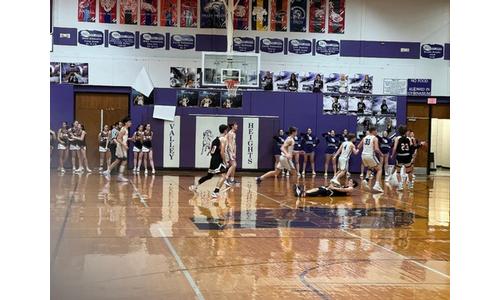 Centralia Girls Win Fifteenth Straight, Boys Get Blowout Win Over Valley Heights